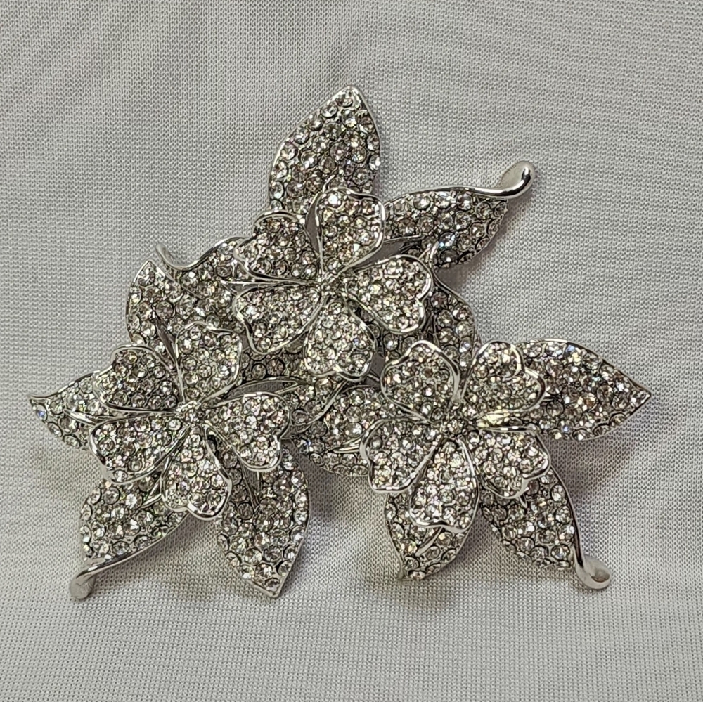 Signed Articlating Large Floral Silver White Crystal Brooch